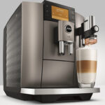 Ikonischer Kaffeevollautomat E8 von JURA