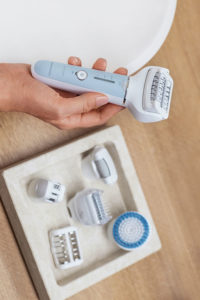 033-FY2022-Panasonic-Epilierer-EY-Series-ES-EY90-Lifestyle-04