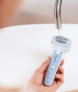 033-FY2022-Panasonic-Epilierer-EY-Series-ES-EY90-Lifestyle-06