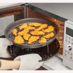 Panasonic erweitert innovatives Heißluftfritteusen-Mikrowellensortiment