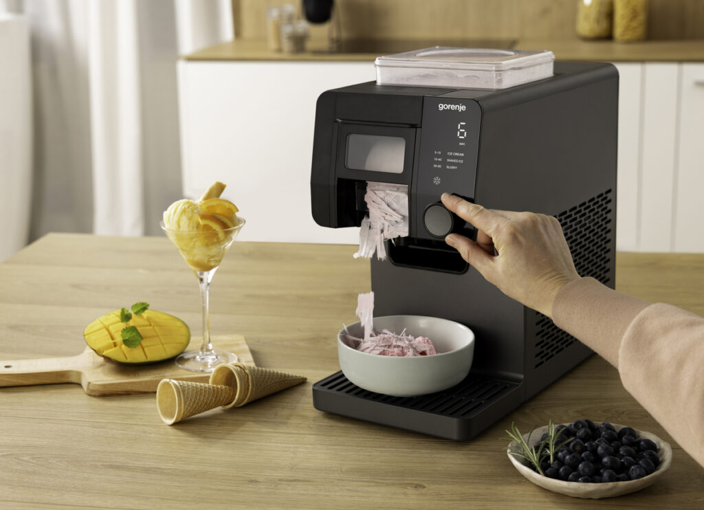 Gorenje 3-in-1 Eismaschine für eine Vielzahl von Eisvarianten.
